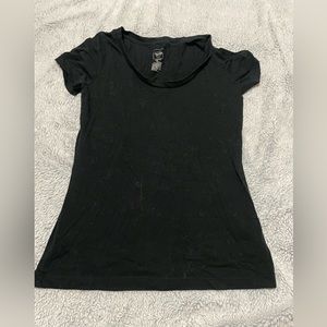 Simple black tee, great condition, size M